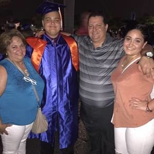 Meet your Posher, Alejandro